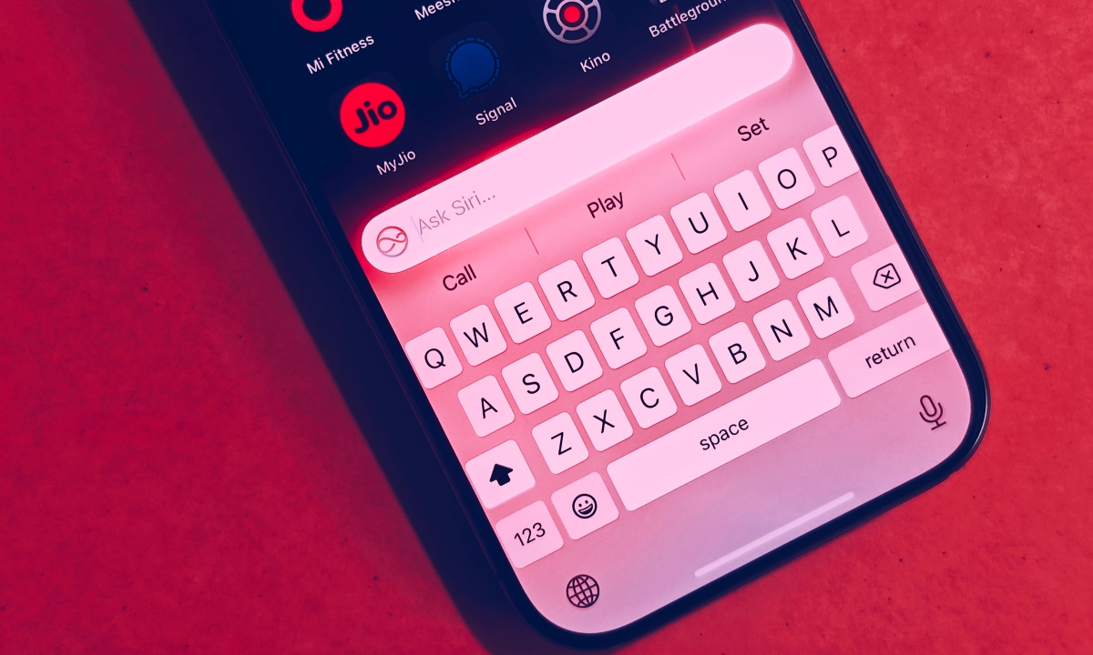 Apple’s return to AI includes new products and a tabletop robot